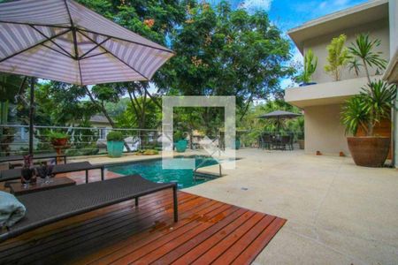 Casa de condomínio à venda com 640m², 5 quartos e 5 vagasFoto 03