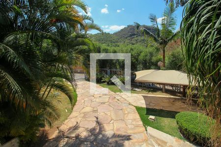 Casa à venda com 400m², 4 quartos e 3 vagasQuintal