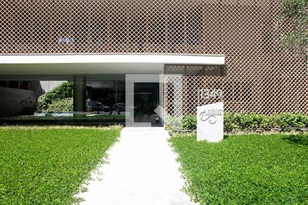 Apartamento à venda com 221m², 3 quartos e 3 vagasFachada