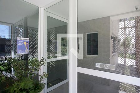 Apartamento à venda com 221m², 3 quartos e 3 vagasPlaquinha