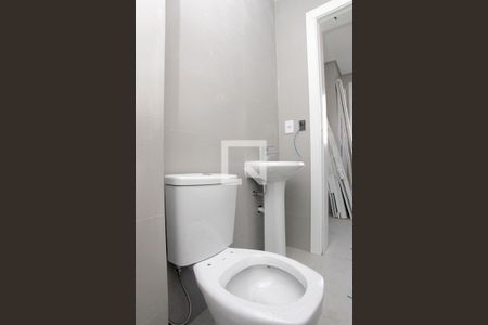 Apartamento à venda com 221m², 3 quartos e 3 vagasBanheiro 5 Serviço