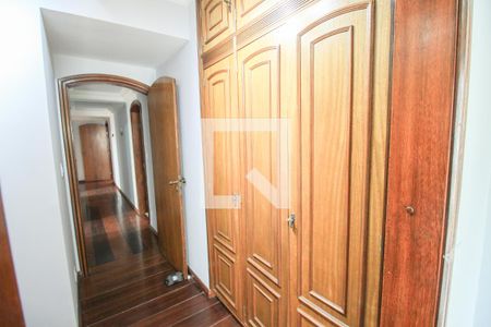 Apartamento à venda com 190m², 3 quartos e 3 vagasSuíte 1