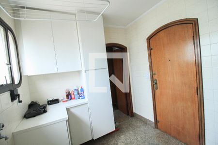Apartamento à venda com 190m², 3 quartos e 3 vagasQuarto de serviço