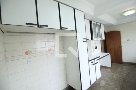 Apartamento à venda com 190m², 3 quartos e 3 vagasCozinha