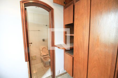 Apartamento à venda com 190m², 3 quartos e 3 vagasQuarto de serviço