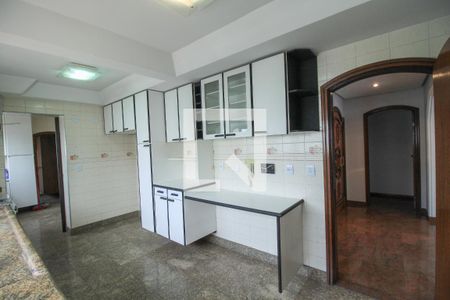 Apartamento à venda com 190m², 3 quartos e 3 vagasCozinha