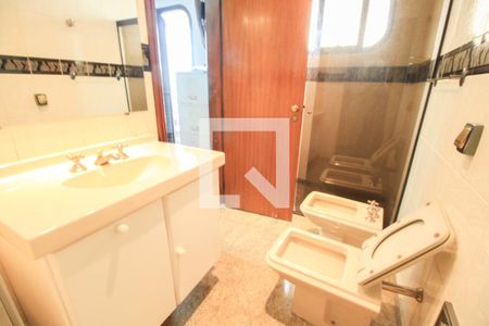 Apartamento à venda com 190m², 3 quartos e 3 vagasBanheiro/Suíte 3
