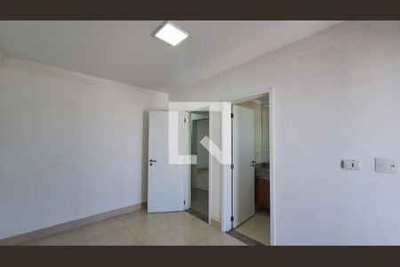 Apartamento para alugar com 163m², 4 quartos e 2 vagasSuíte 2