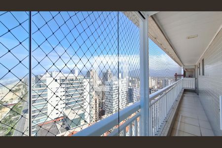 Apartamento para alugar com 163m², 4 quartos e 2 vagasVaranda