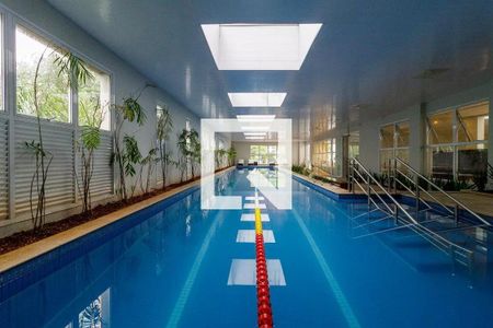 Apartamento para alugar com 69m², 2 quartos e 1 vaga Apartamento para alugar com 69m², 2 quartos e 1 vaga Área comum - Piscina Coberta