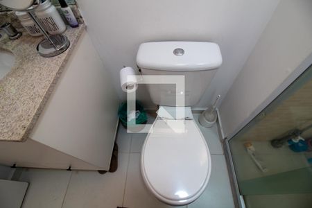 Apartamento para alugar com 69m², 2 quartos e 1 vaga Apartamento para alugar com 69m², 2 quartos e 1 vagaBanheiro da Suíte