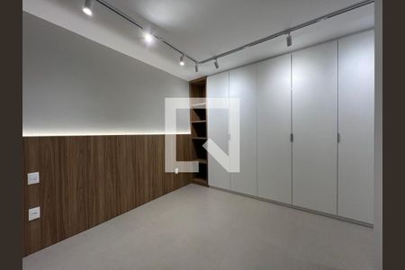 Apartamento para alugar com 73m², 2 quartos e 2 vagasSuíte com armário