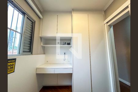 Quarto de casa à venda com 3 quartos, 125m² em Jardim Santo Antoninho, São Paulo