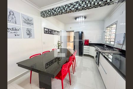 Casa à venda com 125m², 3 quartos e 2 vagasCozinha