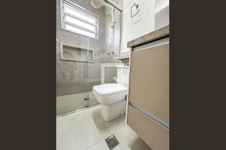 Casa à venda com 125m², 3 quartos e 2 vagasBanheiro