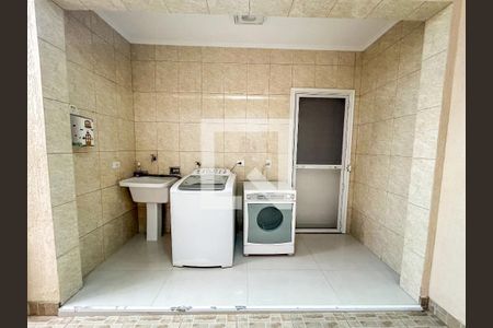 Casa à venda com 125m², 3 quartos e 2 vagasÁrea de Serviço