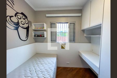 Quarto de casa à venda com 3 quartos, 125m² em Jardim Santo Antoninho, São Paulo