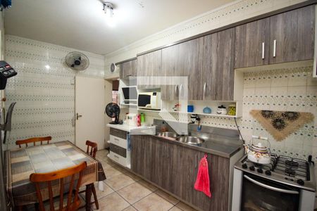 Casa à venda com 194m², 3 quartos e 2 vagas Casa à venda com 194m², 3 quartos e 2 vagasCozinha