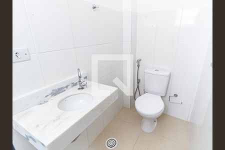 Banheiro de kitnet/studio para alugar com 1 quarto, 40m² em Brás, São Paulo