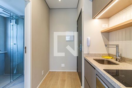 Cozinha de kitnet/studio para alugar com 1 quarto, 24m² em Pinheiros, São Paulo