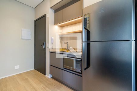 Cozinha de kitnet/studio para alugar com 1 quarto, 24m² em Pinheiros, São Paulo