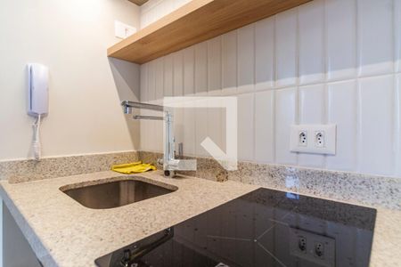 Cozinha de kitnet/studio para alugar com 1 quarto, 24m² em Pinheiros, São Paulo