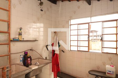 Casa à venda com 316m², 4 quartos e 1 vagaÁrea de Serviço