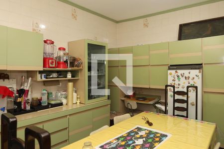 Casa à venda com 316m², 4 quartos e 1 vagaCozinha