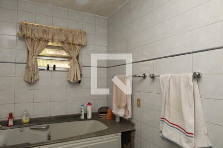 Casa à venda com 316m², 4 quartos e 1 vagaBanheiro 2 - (Quarto 3)