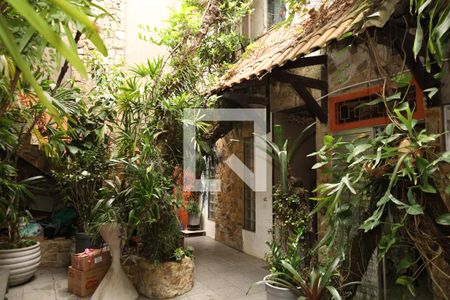 Casa à venda com 316m², 4 quartos e 1 vagaJardim