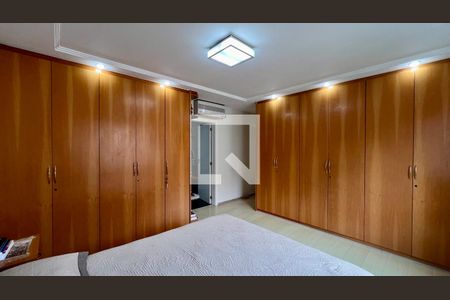 Apartamento à venda com 286m², 3 quartos e 3 vagasSuite 