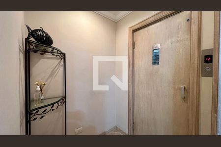 Entrada privativa  de apartamento à venda com 3 quartos, 286m² em Paraíso, São Paulo