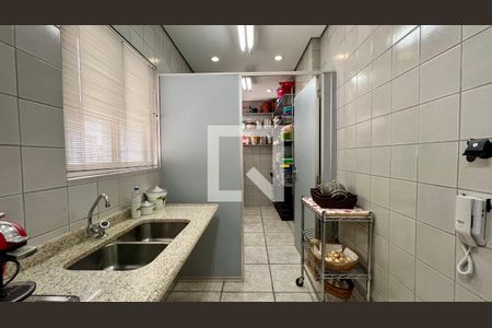 Apartamento à venda com 286m², 3 quartos e 3 vagasCozinha da cobertura