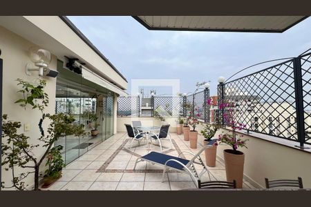 Apartamento à venda com 286m², 3 quartos e 3 vagasChurrasqueira