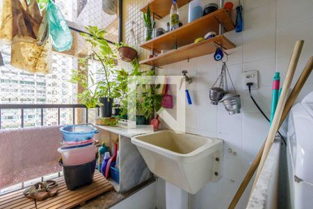 Apartamento à venda com 124m², 3 quartos e 2 vagasÁrea de Serviço