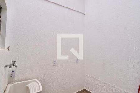 Apartamento para alugar com 48m², 1 quarto e sem vaga Apartamento para alugar com 48m², 1 quarto e sem vagaLavanderia