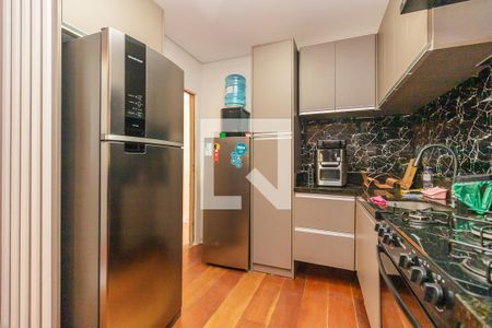 Casa à venda com 180m², 2 quartos e 4 vagas Casa à venda com 180m², 2 quartos e 4 vagasCozinha