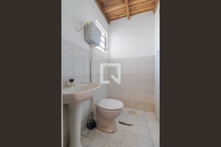Casa à venda com 180m², 2 quartos e 4 vagas Casa à venda com 180m², 2 quartos e 4 vagasBanheiro 3