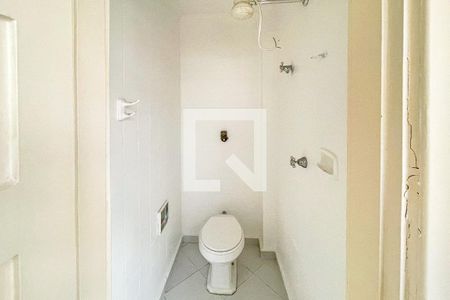 Apartamento à venda com 137m², 2 quartos e 1 vaga Apartamento à venda com 137m², 2 quartos e 1 vagaBanheiro de serviço