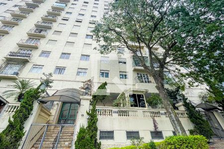 Apartamento à venda com 137m², 2 quartos e 1 vaga Apartamento à venda com 137m², 2 quartos e 1 vagaFachada
