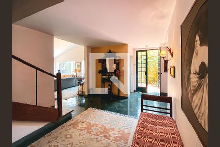 Casa à venda com 299m², 4 quartos e 3 vagasSala 2