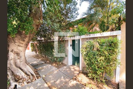 Fachada de casa à venda com 4 quartos, 299m² em Butantã, São Paulo