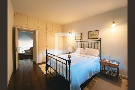 Casa à venda com 299m², 4 quartos e 3 vagasSuíte 4