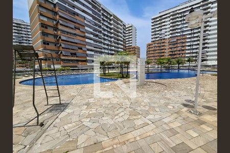Apartamento à venda com 60m², 2 quartos e 1 vagaÁrea comum - Piscina