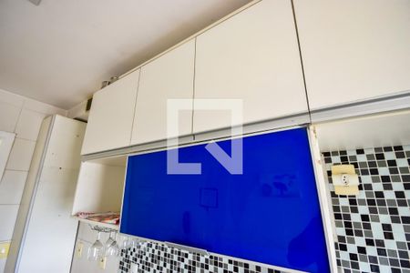 Apartamento à venda com 60m², 2 quartos e 1 vagaCozinha - Armários