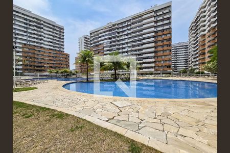 Apartamento à venda com 60m², 2 quartos e 1 vagaÁrea comum - Piscina