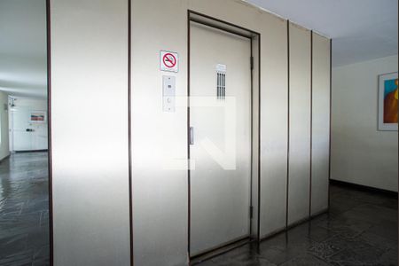 Apartamento para alugar com 94m², 3 quartos e 1 vagaÁrea comum - Elevador
