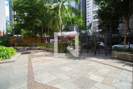 Apartamento para alugar com 94m², 3 quartos e 1 vagaÁrea comum - Entrada do condomínio