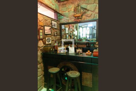 Casa para alugar com 4700m², 8 quartos e 6 vagasDetalhe