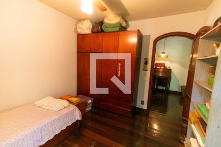 Casa para alugar com 4700m², 8 quartos e 6 vagasQuarto 1